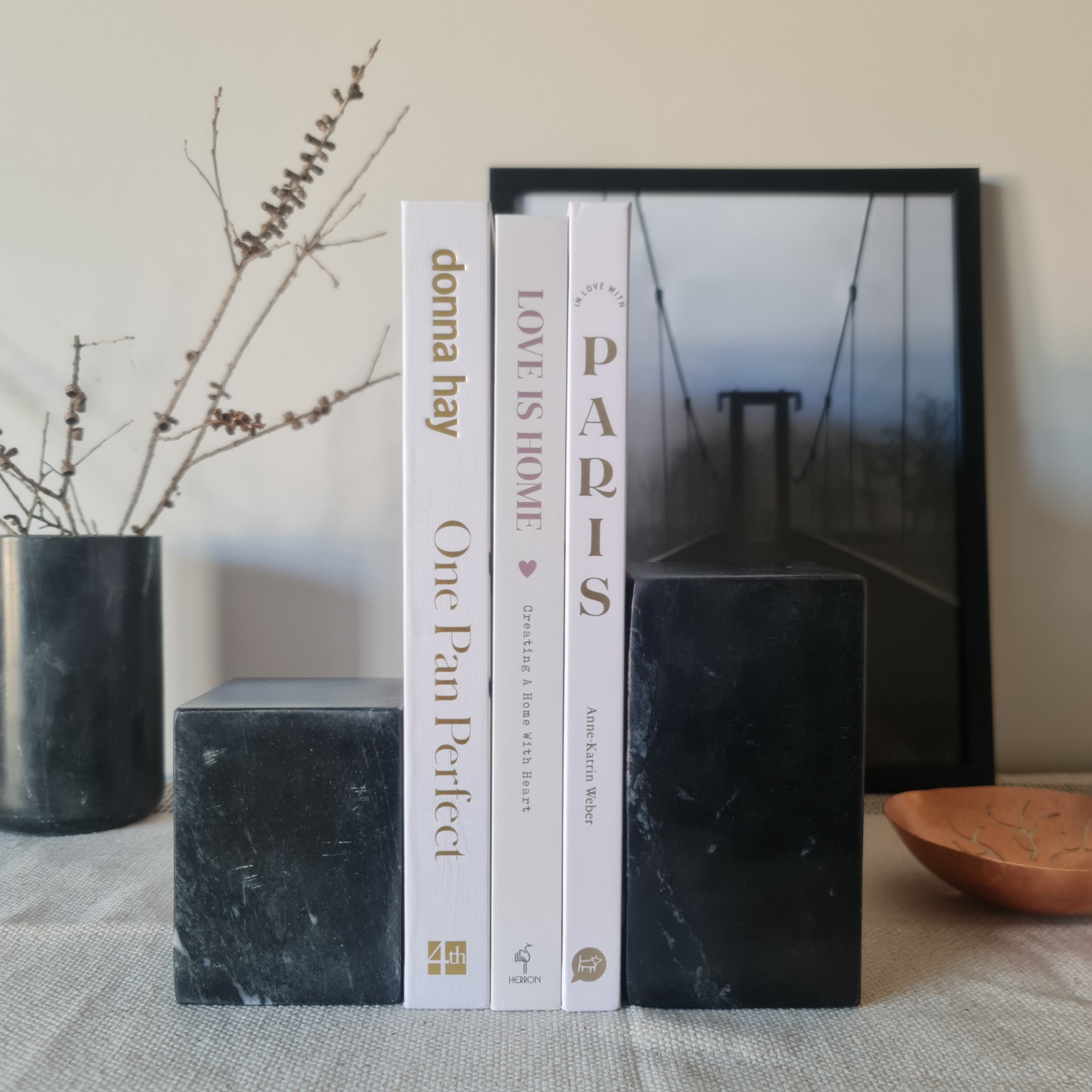 Black Marble Solid Bookend