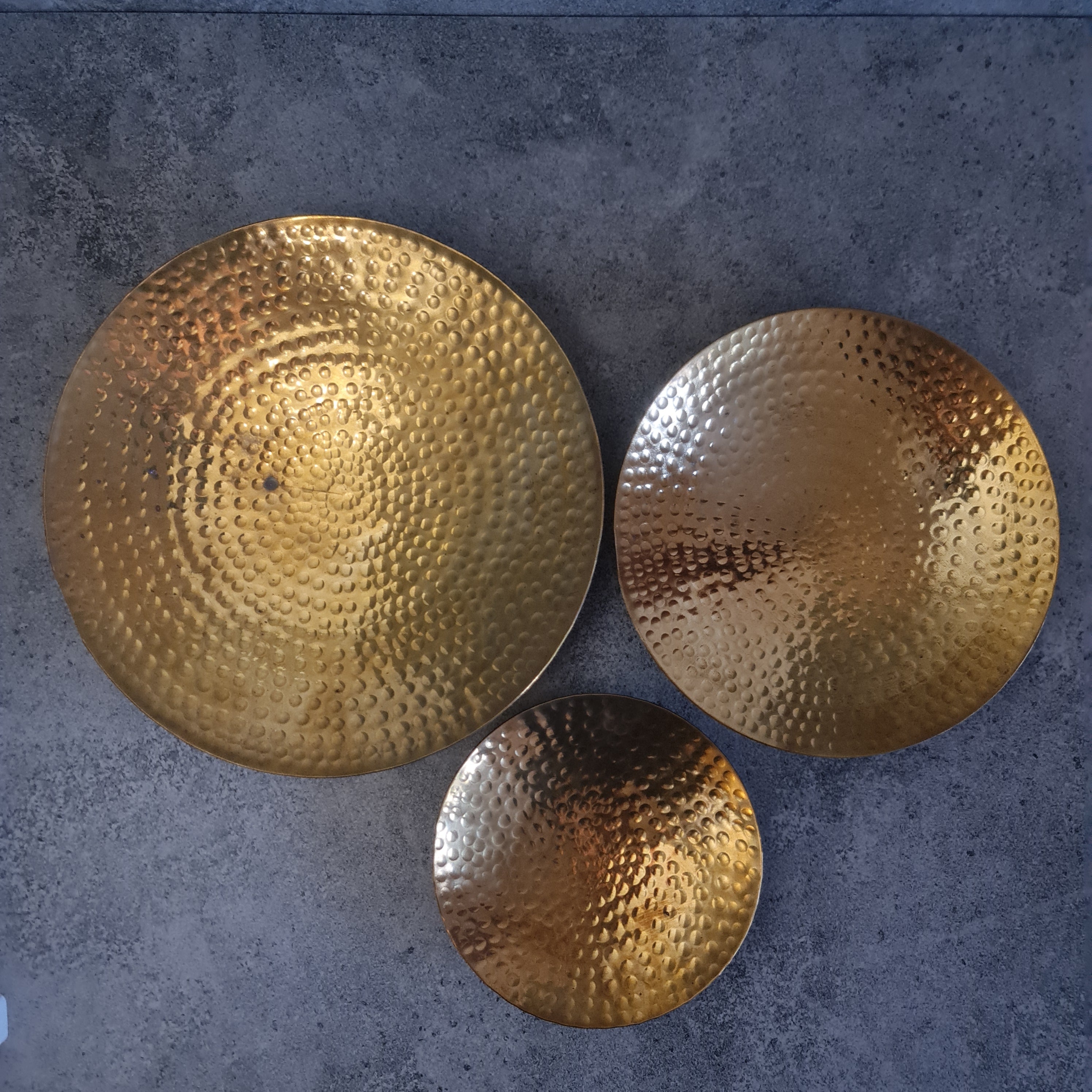 Brass Curved Plates - Set of 3, Brass Bowl, Brass Serving Bowl, Home Decor, Decorative Brass Plate, Serving Plate, Hammered Plate, Decor Piece