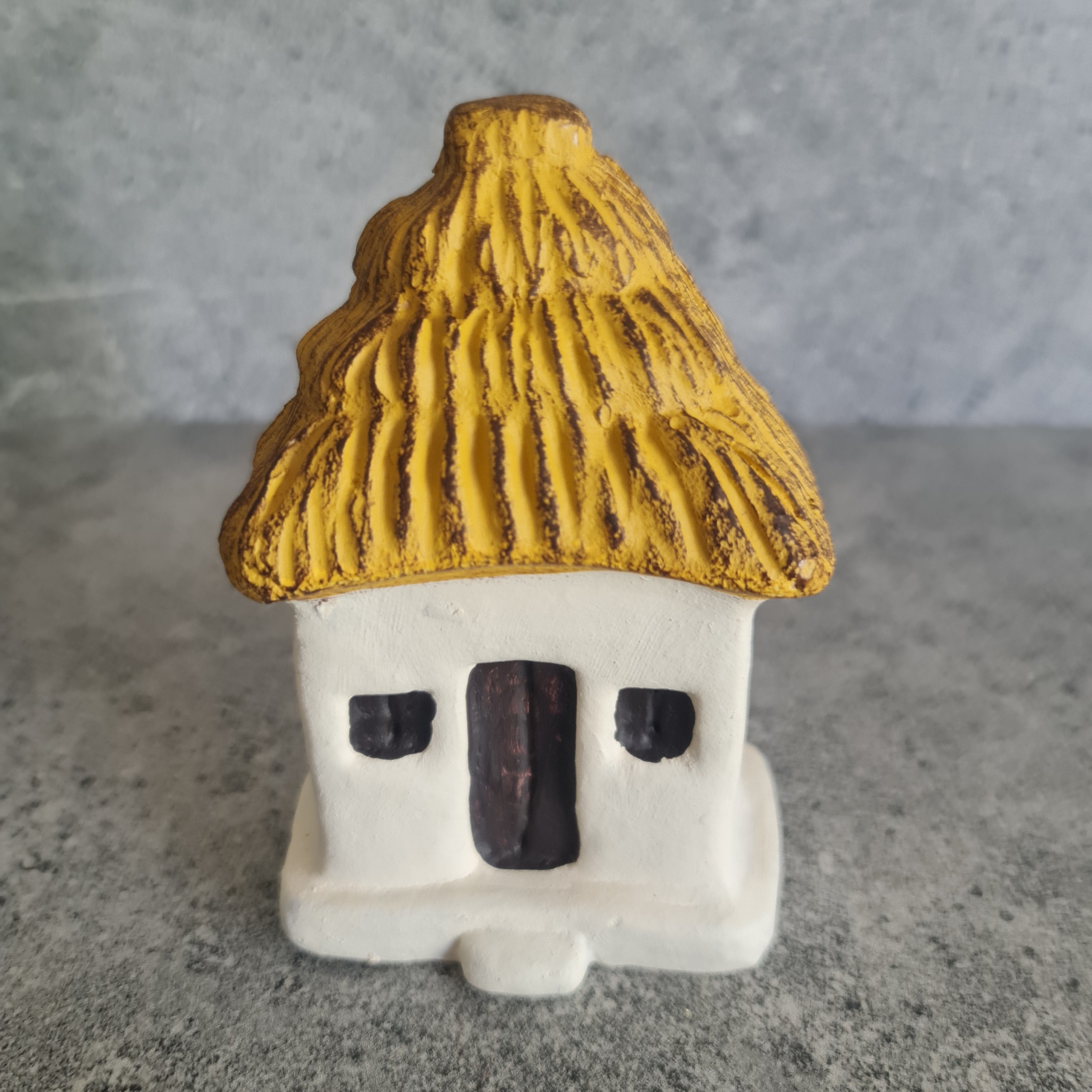 Mini Village Hut Decorative Showpiece, Figurine, Decorative Showpiece, Home decor