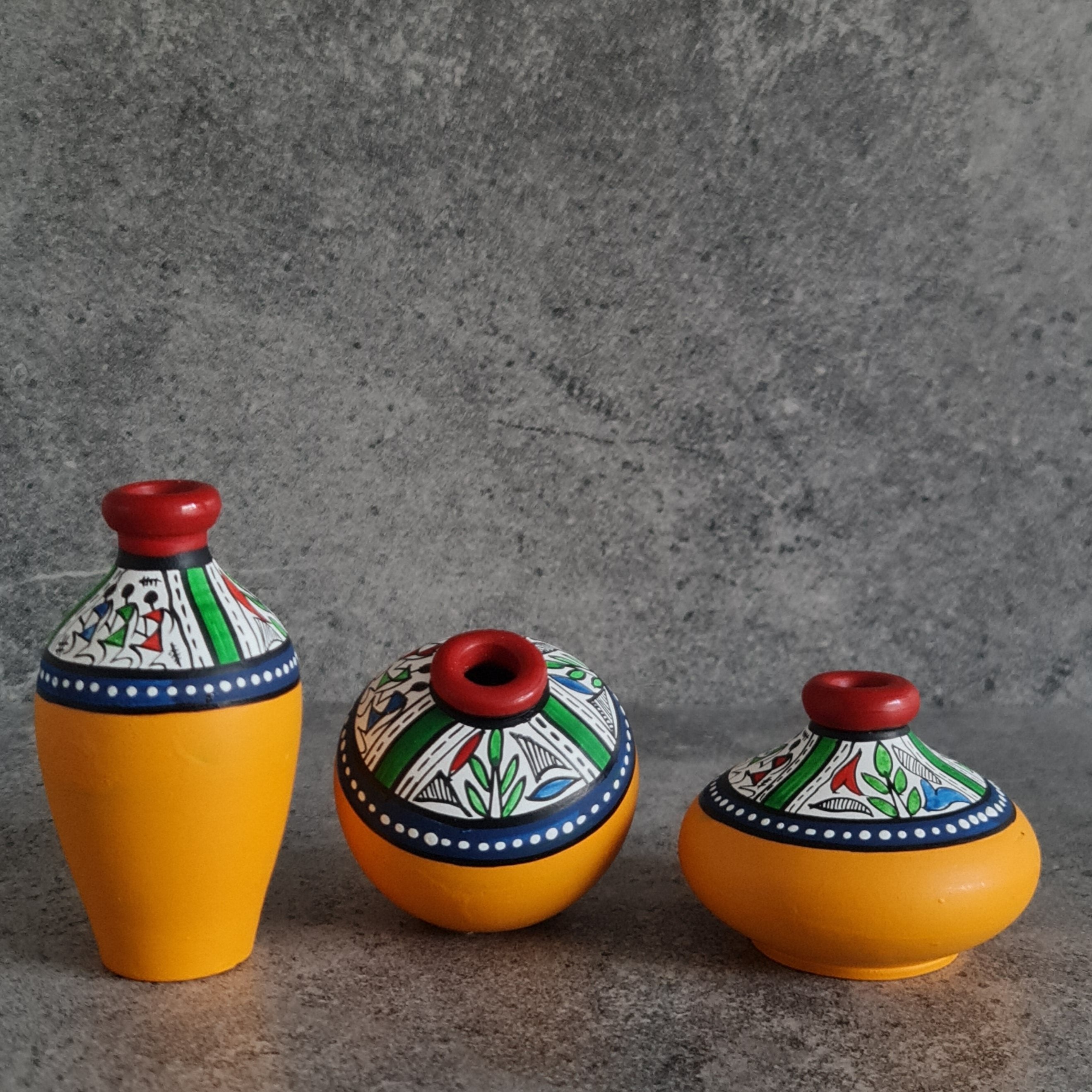 Handmade Miniature Vase, Home decor, Terracotta hand painted Vase, Mini set of 3 Vase