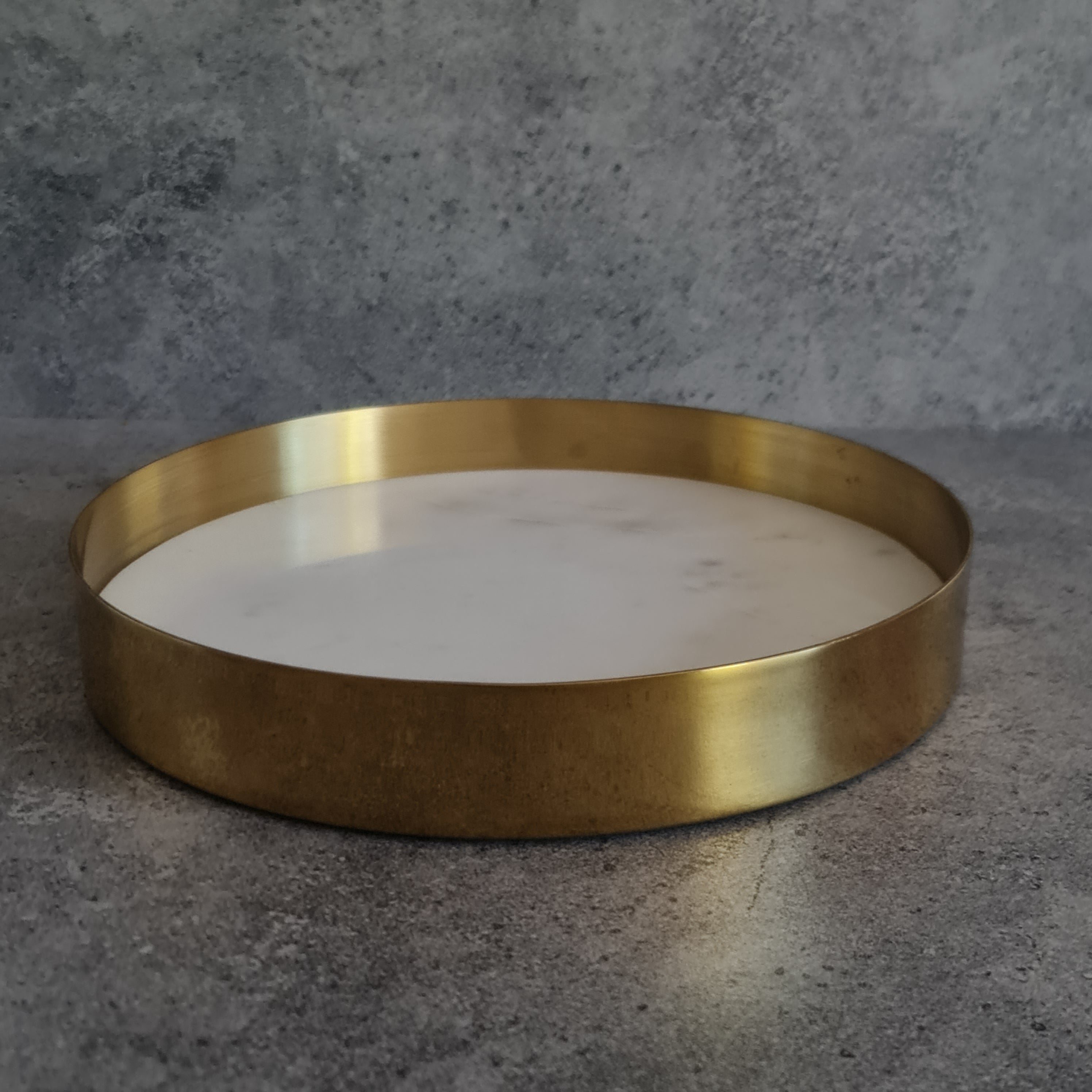 White Marble Tray, White Marble Decorative tray, White Marble Tray with Plain Brass Ring