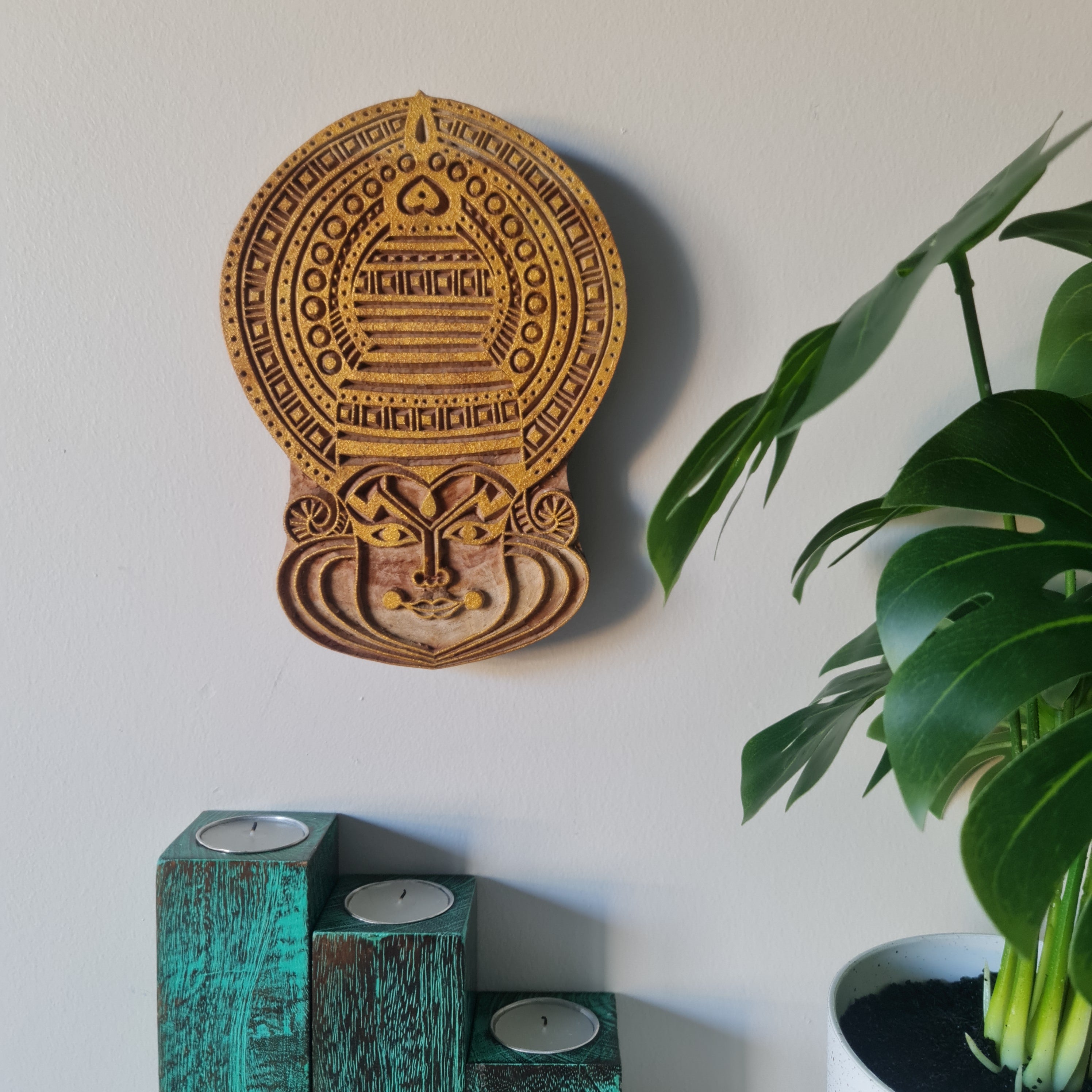 Wall Décor, Wooden Decorative Showpiece, Figurine, Home Decor, Kathakali Visage Wall Décor