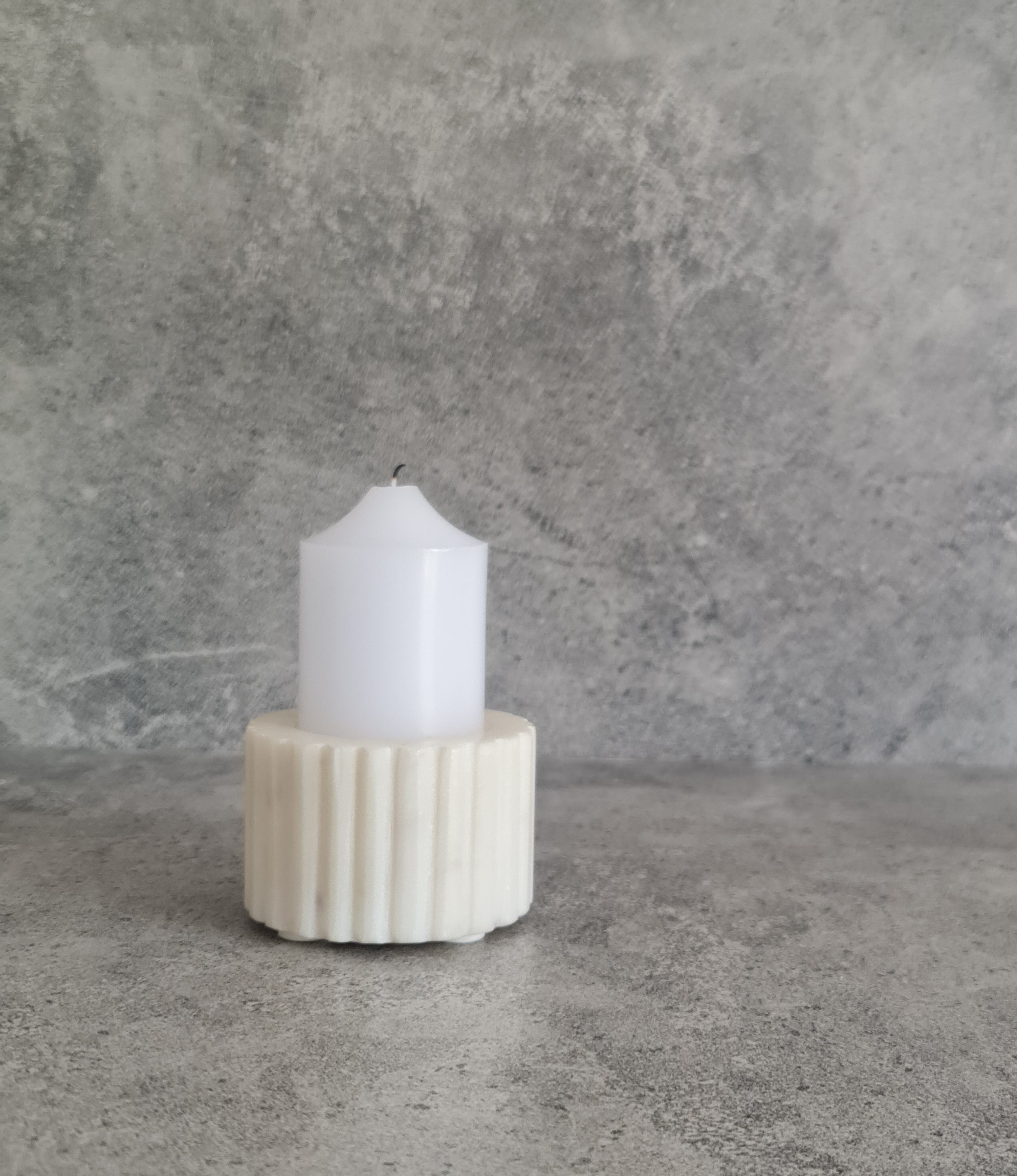 Candle Stand - white Marble
White marble candle stand
White marble ribbed candle stand
Home decor
Gift