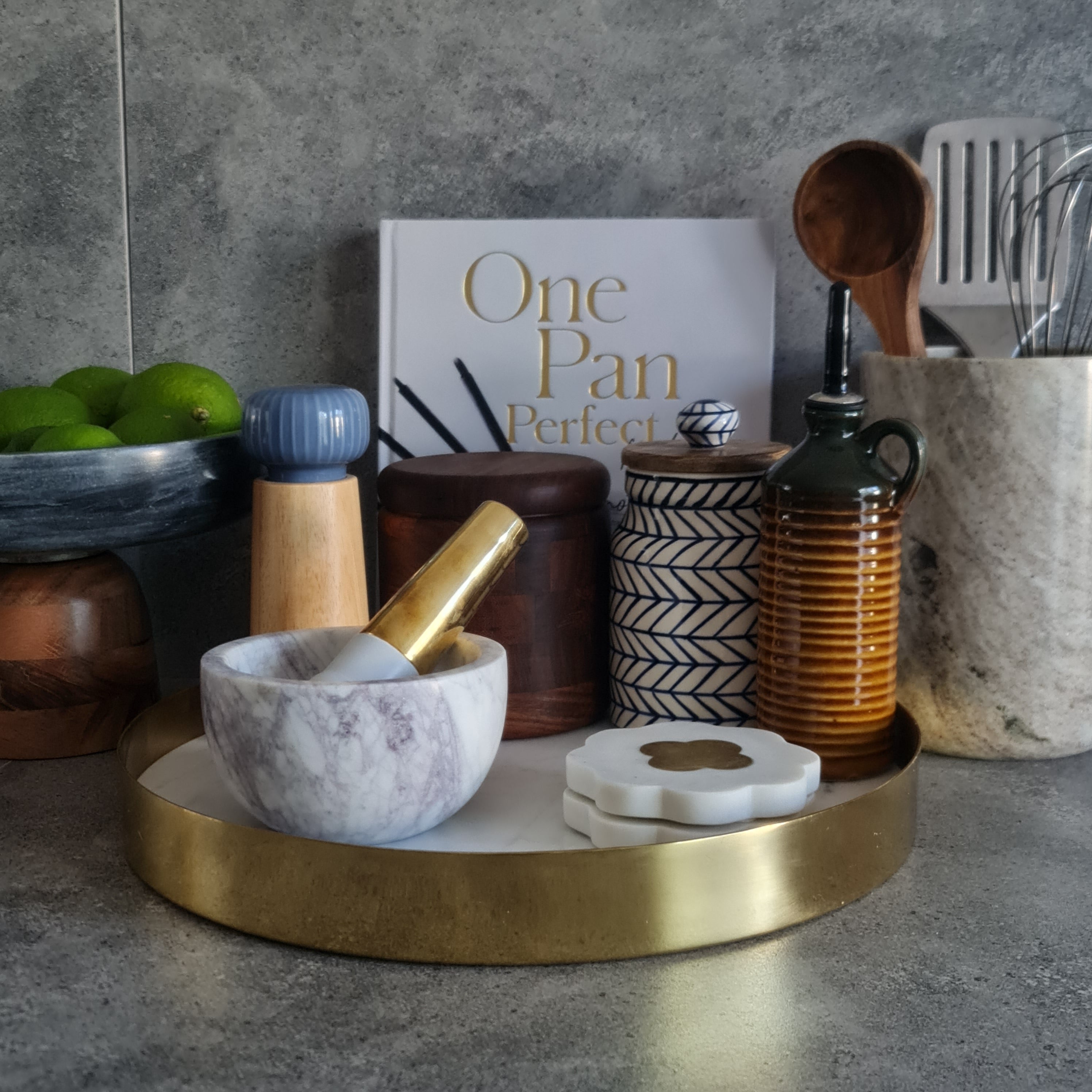White Marble Tray, White Marble Decorative tray, White Marble Tray with Plain Brass Ring
